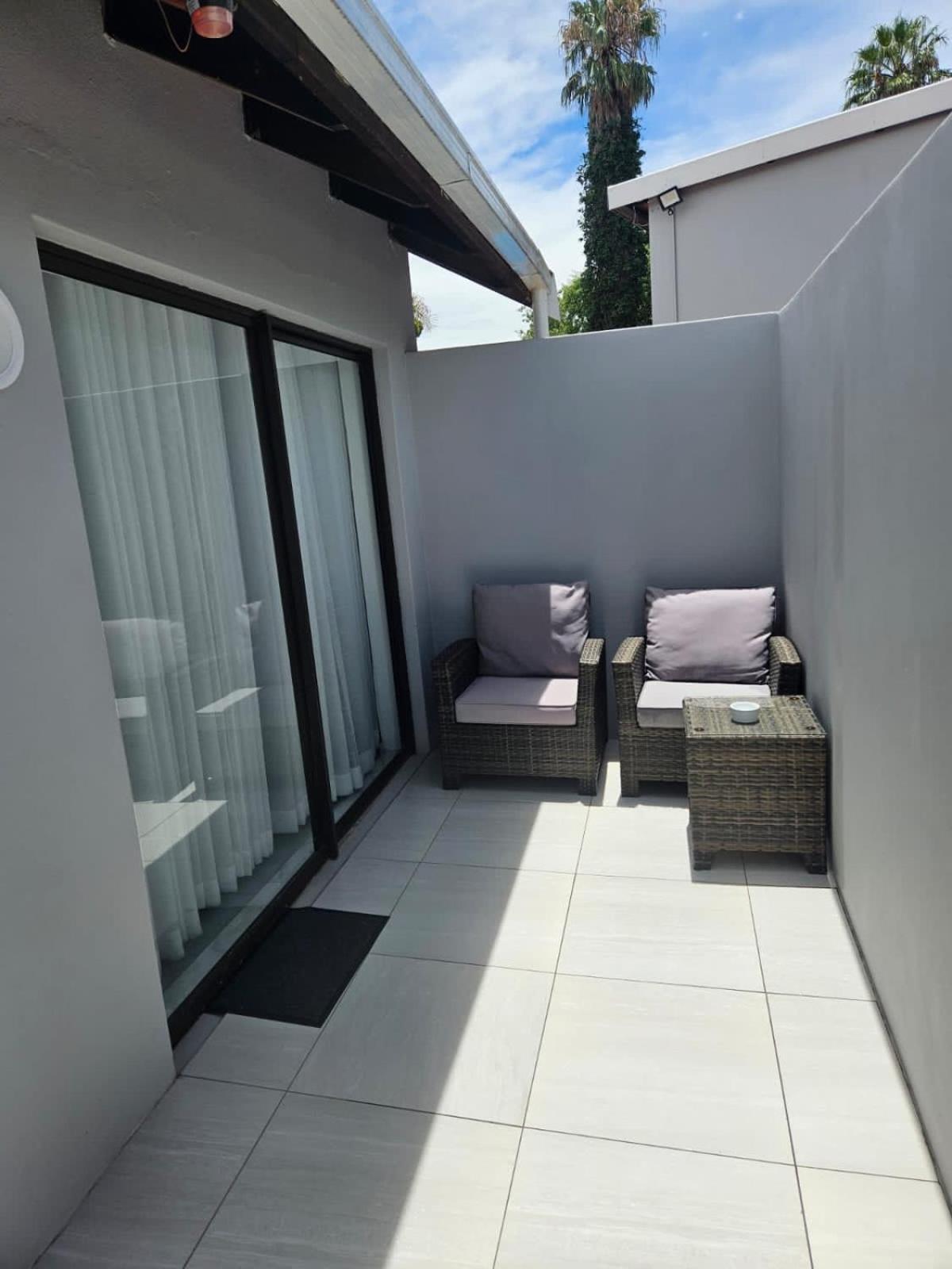Nicky'S Guest House Roodepoort Dış mekan fotoğraf